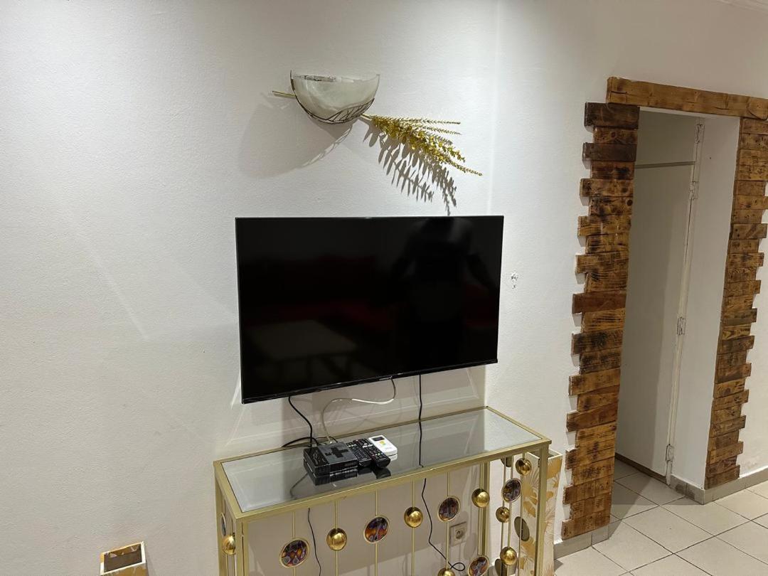 Iris Room 利伯维尔 外观 照片