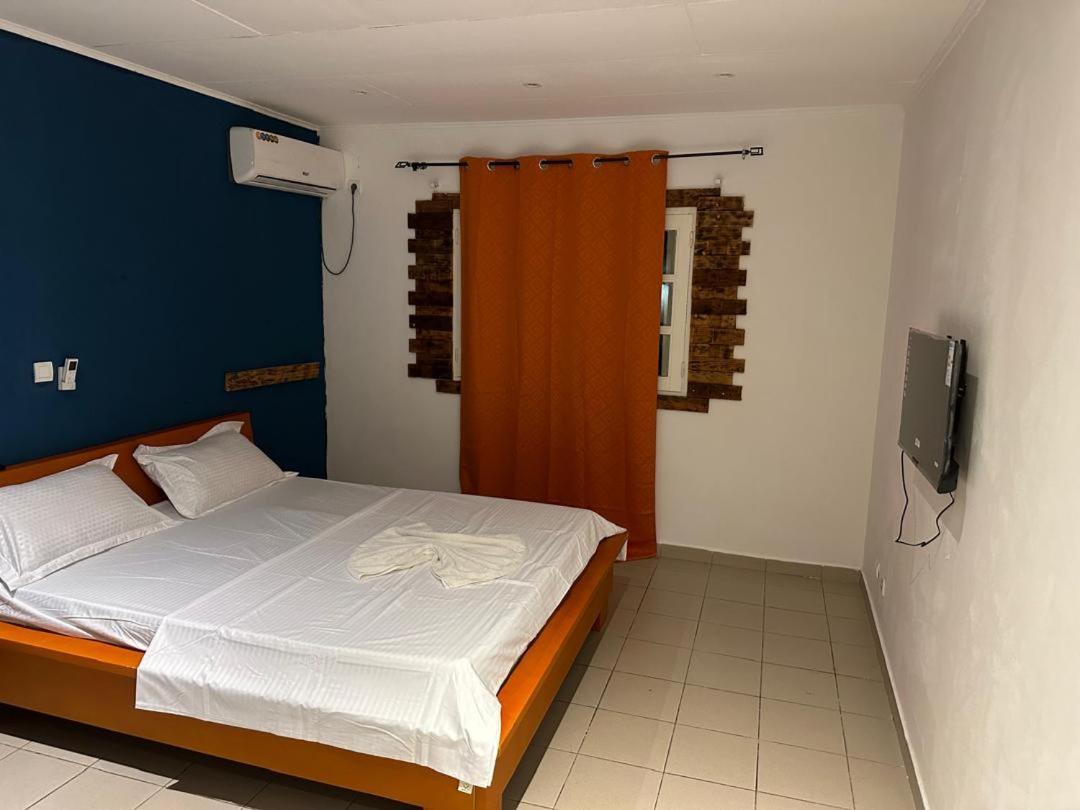 Iris Room 利伯维尔 外观 照片